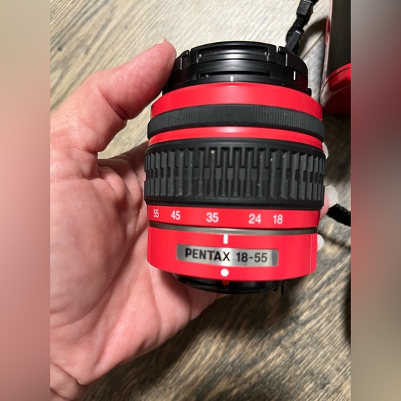 Pentax K-X camera - Picture 6 of 11